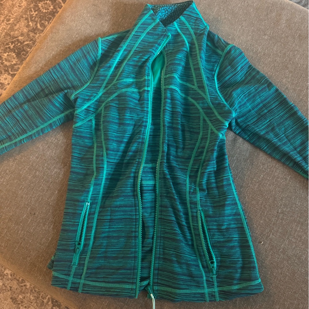 Lululemon light weight jacket